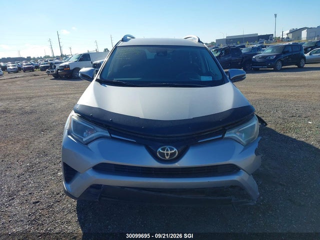 30099695 :رقم المزاد ، 2T3BFREV7HW662049 vin ، 2017 Toyota Rav4 Le مزاد بيع