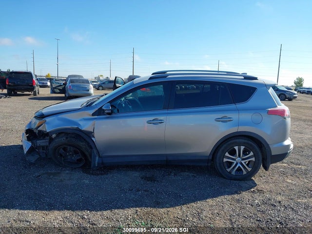 30099695 :رقم المزاد ، 2T3BFREV7HW662049 vin ، 2017 Toyota Rav4 Le مزاد بيع
