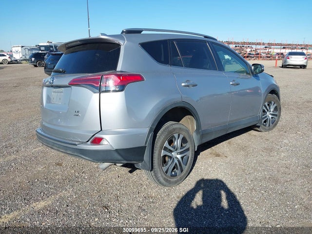 30099695 :رقم المزاد ، 2T3BFREV7HW662049 vin ، 2017 Toyota Rav4 Le مزاد بيع