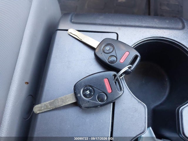 30099722 :رقم المزاد ، 5J6RE48748L803335 vin ، 2008 Honda Cr-v مزاد بيع