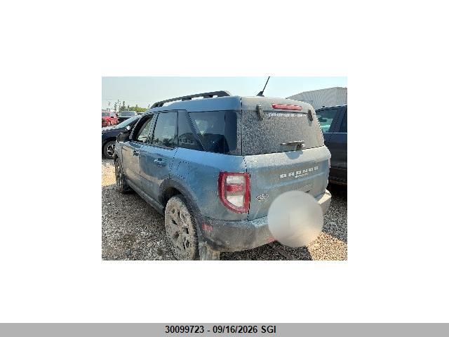 Ford Bronco Sport Outer Banks 2023 3FMCR9C66PRE17247 Image 3