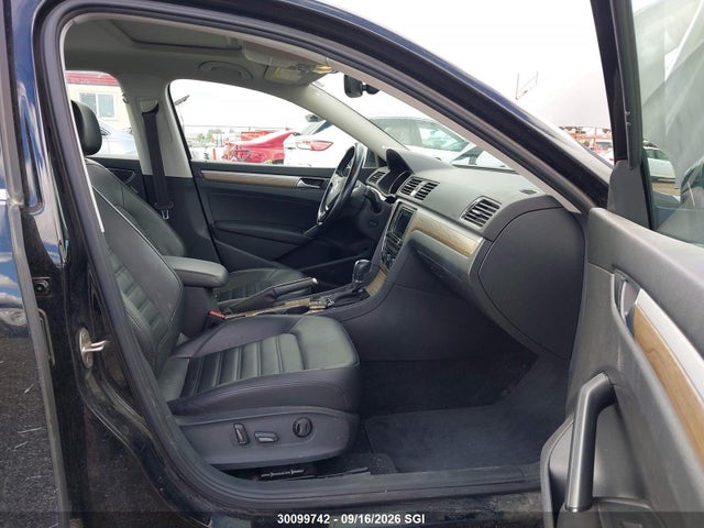 1VWCS7A39GC025252 Volkswagen Passat Sel/sel Premium
