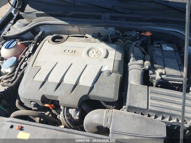 30099766 :رقم المزاد ، 3VWLL7AJXCM025619 vin ، 2012 Volkswagen Jetta Tdi مزاد بيع