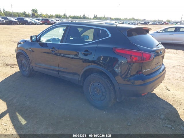 JN1BJ1CR0JW209486 Nissan Rogue Sport S/sv/sl