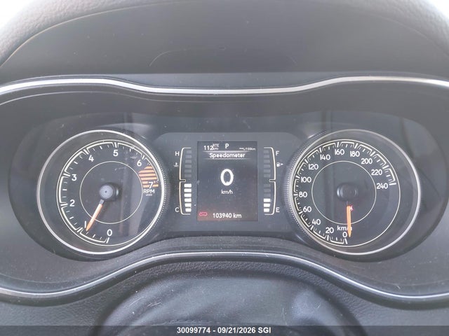 2019 Jeep Cherokee Latitude მანქანა იყიდება აუქციონზე, vin: 1C4PJMCBXKD277895, აუქციონის ნომერი: 30099774
