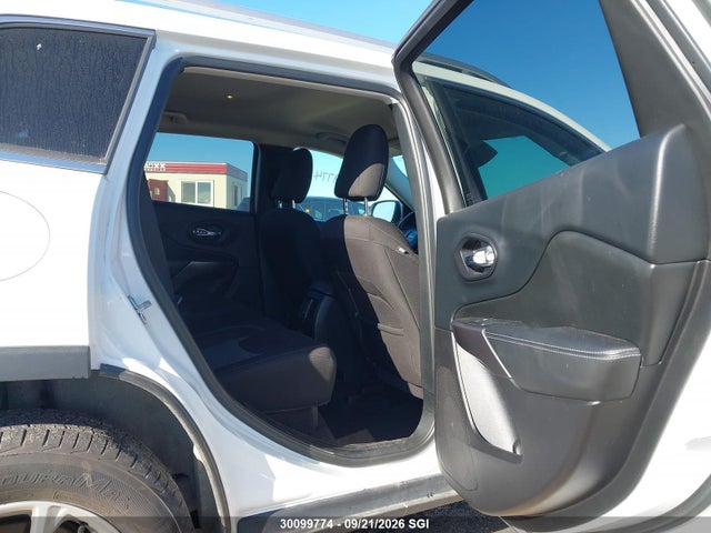2019 Jeep Cherokee Latitude მანქანა იყიდება აუქციონზე, vin: 1C4PJMCBXKD277895, აუქციონის ნომერი: 30099774