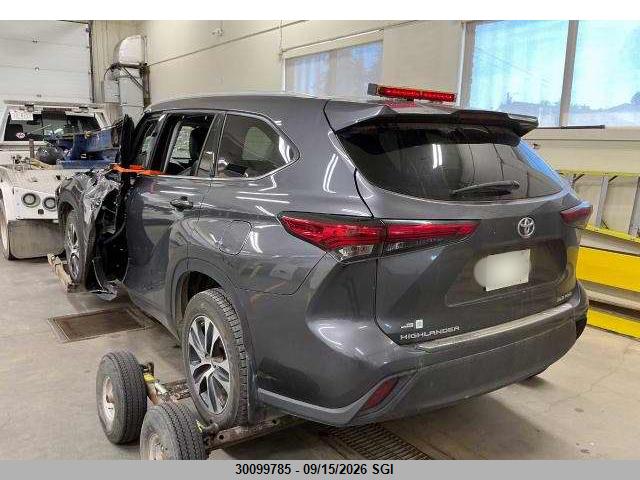 5TDGZRBH0NS565042 Toyota Highlander Xle