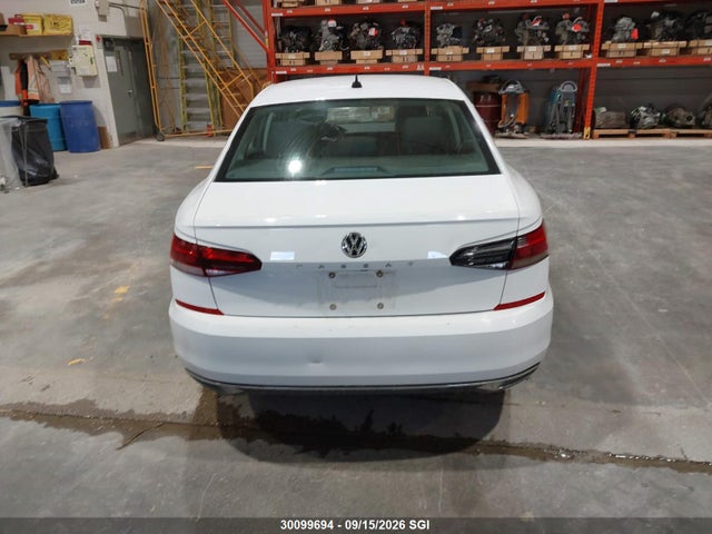 Volkswagen Passat Highline 2021 1VWBA7A34MC015402 Image 16