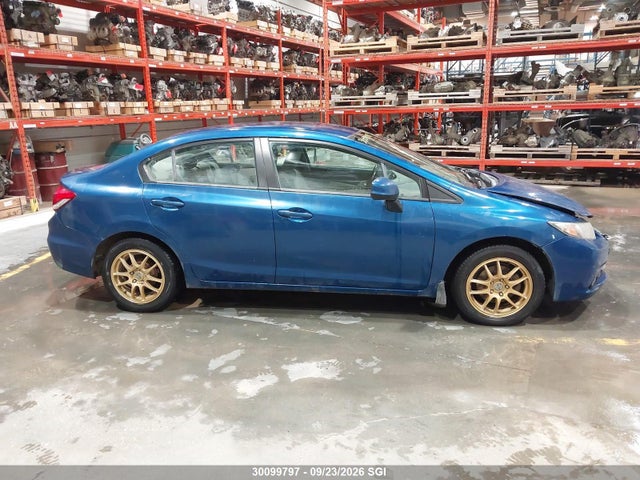 30099797 :رقم المزاد ، 2HGFB2F49DH030689 vin ، 2013 Honda Civic Lx مزاد بيع