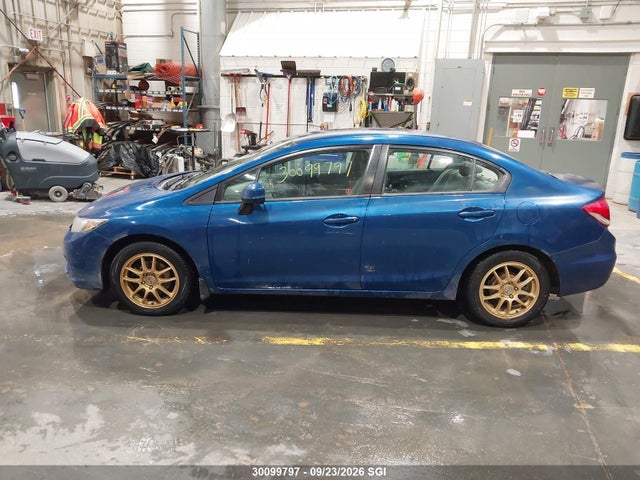 30099797 :رقم المزاد ، 2HGFB2F49DH030689 vin ، 2013 Honda Civic Lx مزاد بيع
