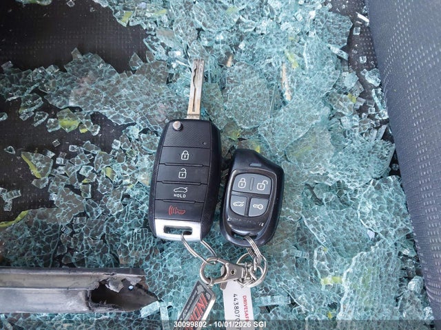 2015 Kia Rio Lx მანქანა იყიდება აუქციონზე, vin: KNADM4A31F6477805, აუქციონის ნომერი: 30099802