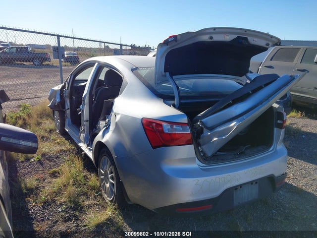 2015 Kia Rio Lx მანქანა იყიდება აუქციონზე, vin: KNADM4A31F6477805, აუქციონის ნომერი: 30099802