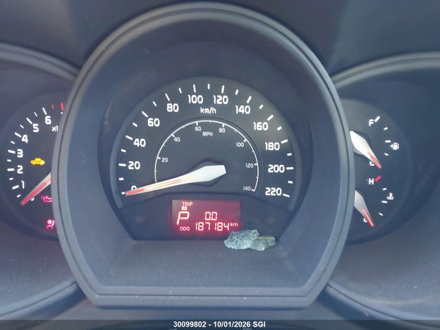2015 Kia Rio Lx მანქანა იყიდება აუქციონზე, vin: KNADM4A31F6477805, აუქციონის ნომერი: 30099802