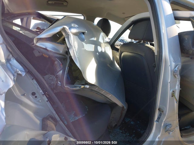 2015 Kia Rio Lx მანქანა იყიდება აუქციონზე, vin: KNADM4A31F6477805, აუქციონის ნომერი: 30099802