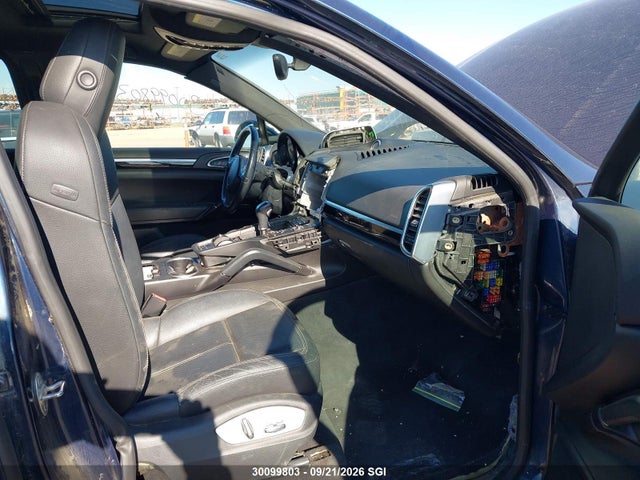 Aukcja sprzedaży 2013 Porsche Cayenne, vin: WP1AF2A20DLA33467, numer aukcji: 30099803