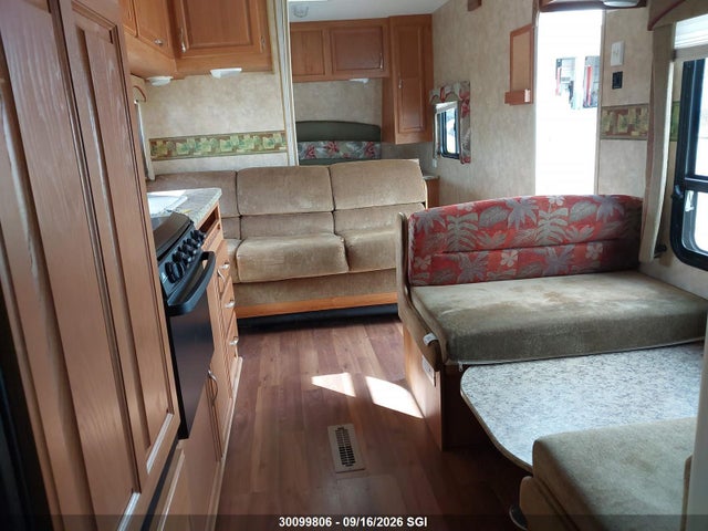 30099806 :رقم المزاد ، 1UJBJ02N381EF0471 vin ، 2008 Jayco Jay Flight 27bh مزاد بيع