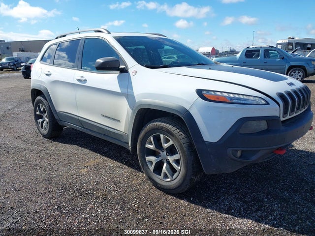 Продажа на аукционе авто 2016 Jeep Cherokee Trailhawk, vin: 1C4PJMBS2GW212813, номер лота: 30099837