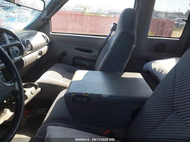 1998 Dodge Ram 2500 მანქანა იყიდება აუქციონზე, vin: 3B7KC22Z1WG145771, აუქციონის ნომერი: 30095914