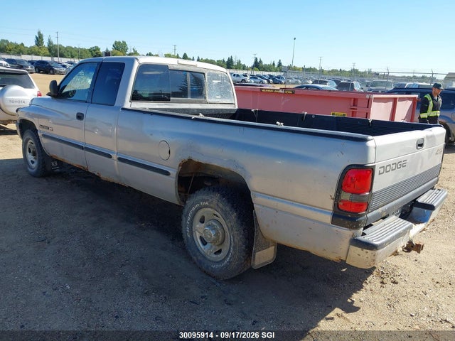 1998 Dodge Ram 2500 მანქანა იყიდება აუქციონზე, vin: 3B7KC22Z1WG145771, აუქციონის ნომერი: 30095914