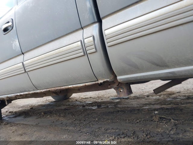 Aukcja sprzedaży 2000 Chevrolet Silverado K1500, vin: 1GCEK19T3YZ255591, numer aukcji: 30095148