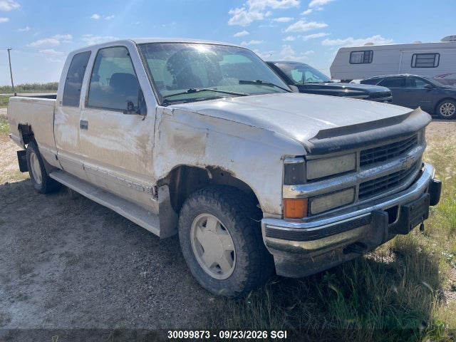30099873 :رقم المزاد ، 1GCEK19S3WE180709 vin ، 1998 Chevrolet Gmt-400 K1500 مزاد بيع