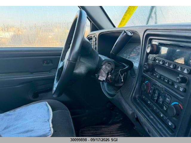 Продажа на аукционе авто 2005 Gmc New Sierra K1500, vin: 2GTEK13TX51379211, номер лота: 30099898