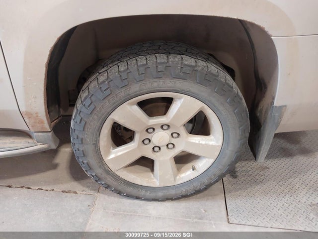 Aukcja sprzedaży 2015 Chevrolet Suburban K1500 Ltz, vin: 1GNSKKKC5FR603995, numer aukcji: 30099725