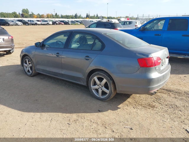 30099377 :رقم المزاد ، 3VW2K7AJ7DM318037 vin ، 2013 Volkswagen Jetta S مزاد بيع