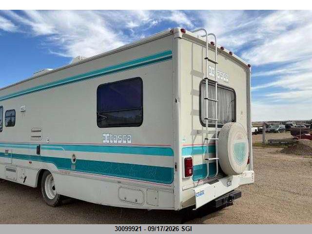 30099921 :رقم المزاد ، 1GBKP37N5N3313644 vin ، 1992 Chevrolet P30 مزاد بيع