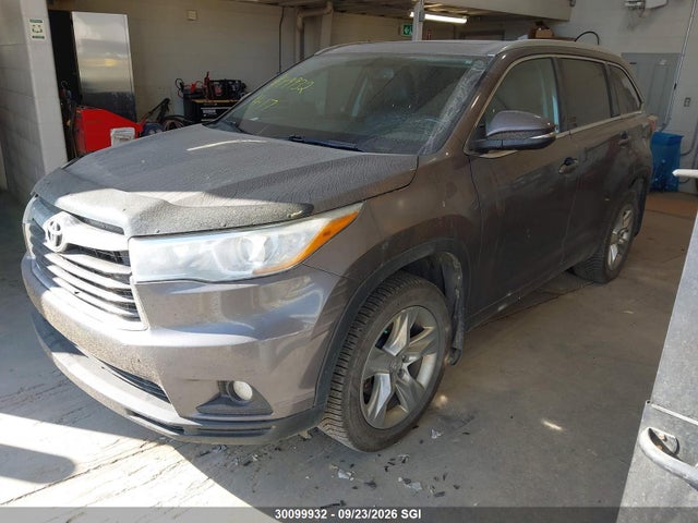 2015 Toyota Highlander Limited/ltd Platinum მანქანა იყიდება აუქციონზე, vin: 5TDDKRFHXFS188187, აუქციონის ნომერი: 30099932