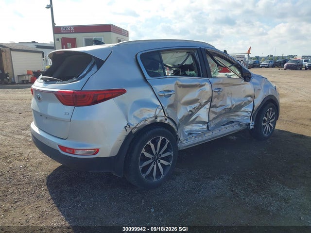 30099942 :رقم المزاد ، KNDPNCAC6H7086699 vin ، 2017 Kia Sportage Ex مزاد بيع