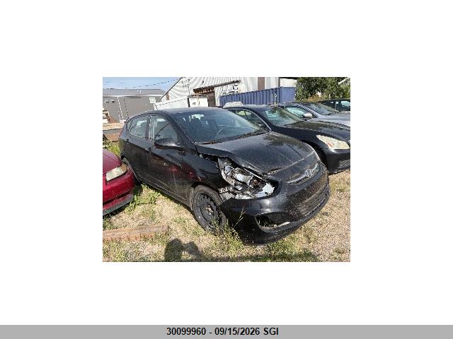 KMHCT5AE8HU330819 Hyundai ACCENT SE