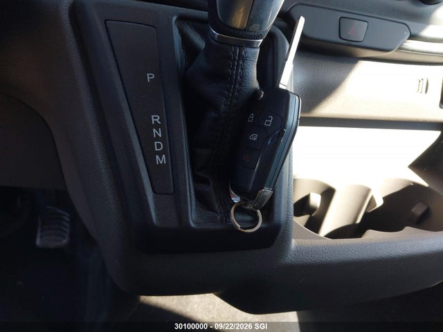 2021 Ford Transit T-350 Hd მანქანა იყიდება აუქციონზე, vin: 1FDRU8XG5MKA72962, აუქციონის ნომერი: 30100000