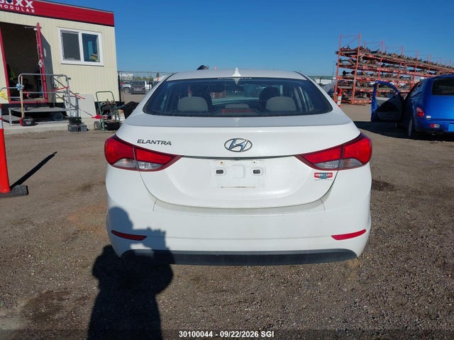 30100044 :رقم المزاد ، 5NPDH4AE3EH466477 vin ، 2014 Hyundai Elantra Se/sport/limited مزاد بيع