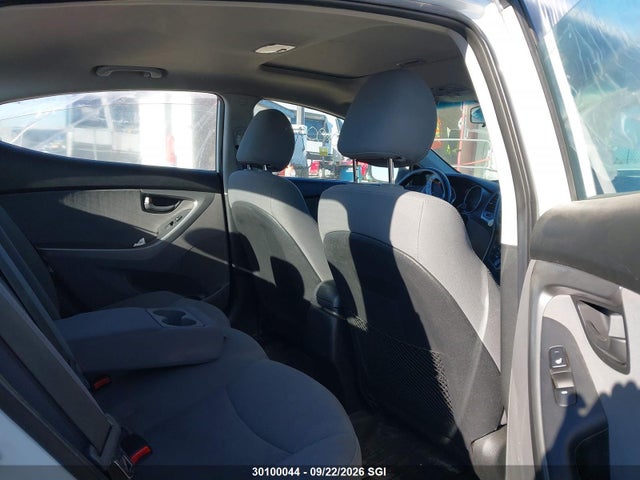 30100044 :رقم المزاد ، 5NPDH4AE3EH466477 vin ، 2014 Hyundai Elantra Se/sport/limited مزاد بيع