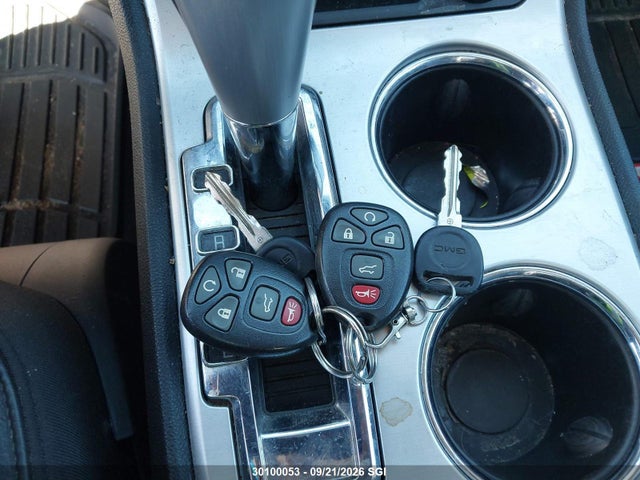 Auction sale of the 2010 Gmc Acadia Slt-1, vin: 1GKLVMED2AJ129598, lot number: 30100053
