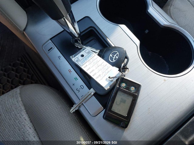 Aukcja sprzedaży 2014 Toyota Camry L/se/le/xle, vin: 4T1BF1FKXEU391224, numer aukcji: 30100057