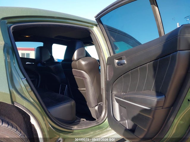 30100075 :رقم المزاد ، 2C3CDXMGXLH250237 vin ، 2020 Dodge Charger Gt مزاد بيع