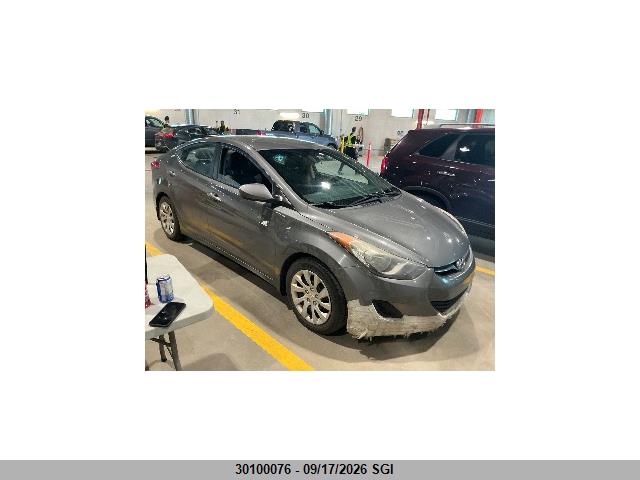 2013 Hyundai Elantra Gls/limited მანქანა იყიდება აუქციონზე, vin: 5NPDH4AE7DH347538, აუქციონის ნომერი: 30100076