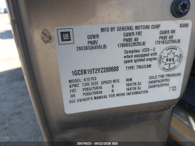 Aukcja sprzedaży 2000 Chevrolet Silverado K1500, vin: 1GCEK19T2YZ288680, numer aukcji: 30076635