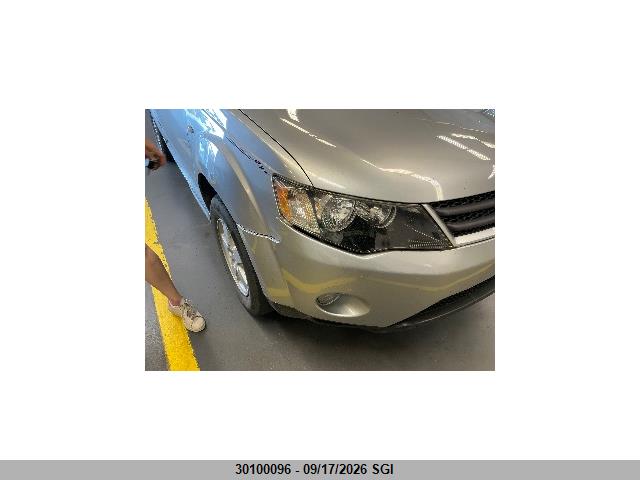 Продаж на аукціоні авто 2009 Mitsubishi Outlander Es, vin: JA4LT21W69Z601385, номер лоту: 30100096
