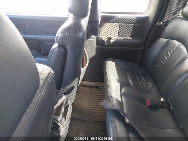 30098071 :رقم المزاد ، 2GCEK19T711248089 vin ، 2001 Chevrolet Silverado K1500 مزاد بيع
