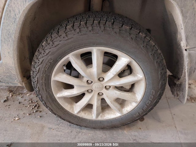 30099809 :رقم المزاد ، 1C4PJMDS2HW523706 vin ، 2017 Jeep Cherokee Limited مزاد بيع