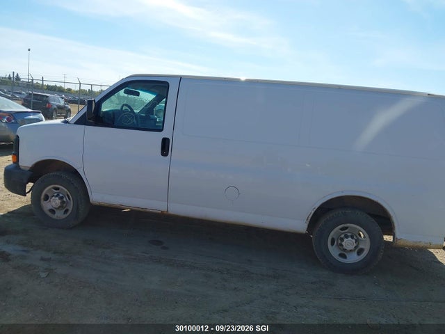 Продажа на аукционе авто 2015 Chevrolet Express G2500, vin: 1GCWGFCF4F1240518, номер лота: 30100012