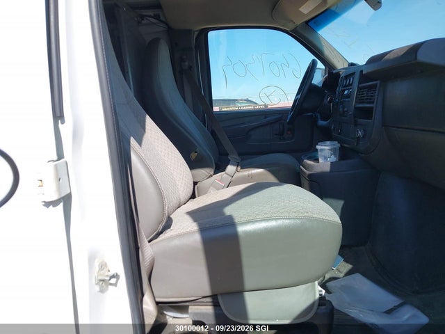 Продажа на аукционе авто 2015 Chevrolet Express G2500, vin: 1GCWGFCF4F1240518, номер лота: 30100012