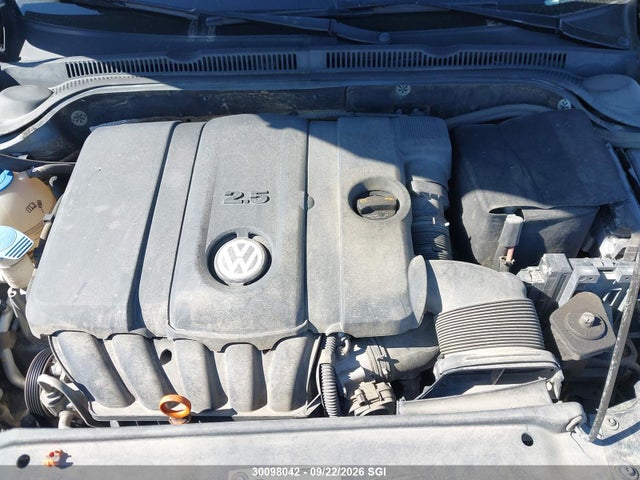 30098042 :رقم المزاد ، 3VWDX7AJ3BM062454 vin ، 2011 Volkswagen Jetta Se مزاد بيع