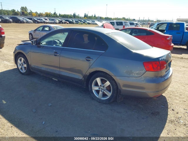 30098042 :رقم المزاد ، 3VWDX7AJ3BM062454 vin ، 2011 Volkswagen Jetta Se مزاد بيع