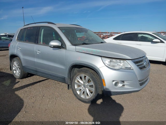 2009 Volkswagen Tiguan Se/sel მანქანა იყიდება აუქციონზე, vin: WVGBV95N09W514682, აუქციონის ნომერი: 30100150