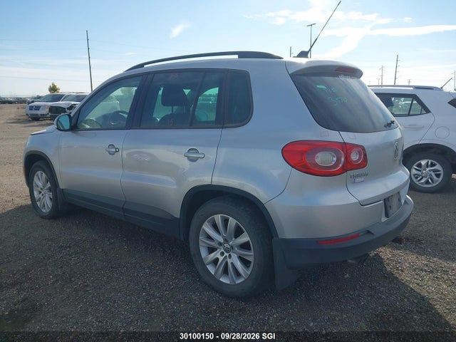 2009 Volkswagen Tiguan Se/sel მანქანა იყიდება აუქციონზე, vin: WVGBV95N09W514682, აუქციონის ნომერი: 30100150
