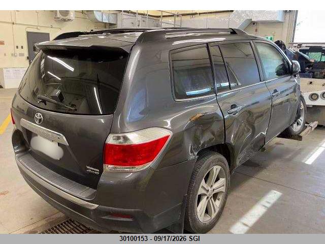 Продажа на аукционе авто 2013 Toyota Highlander Plus/se, vin: 5TDBK3EH6DS206591, номер лота: 30100153